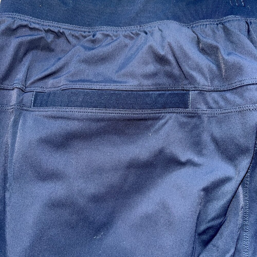 Lululemon Great Wall Pant Sz XL (35") in Deep Blue - Excellent Condition - Picture 8 of 14